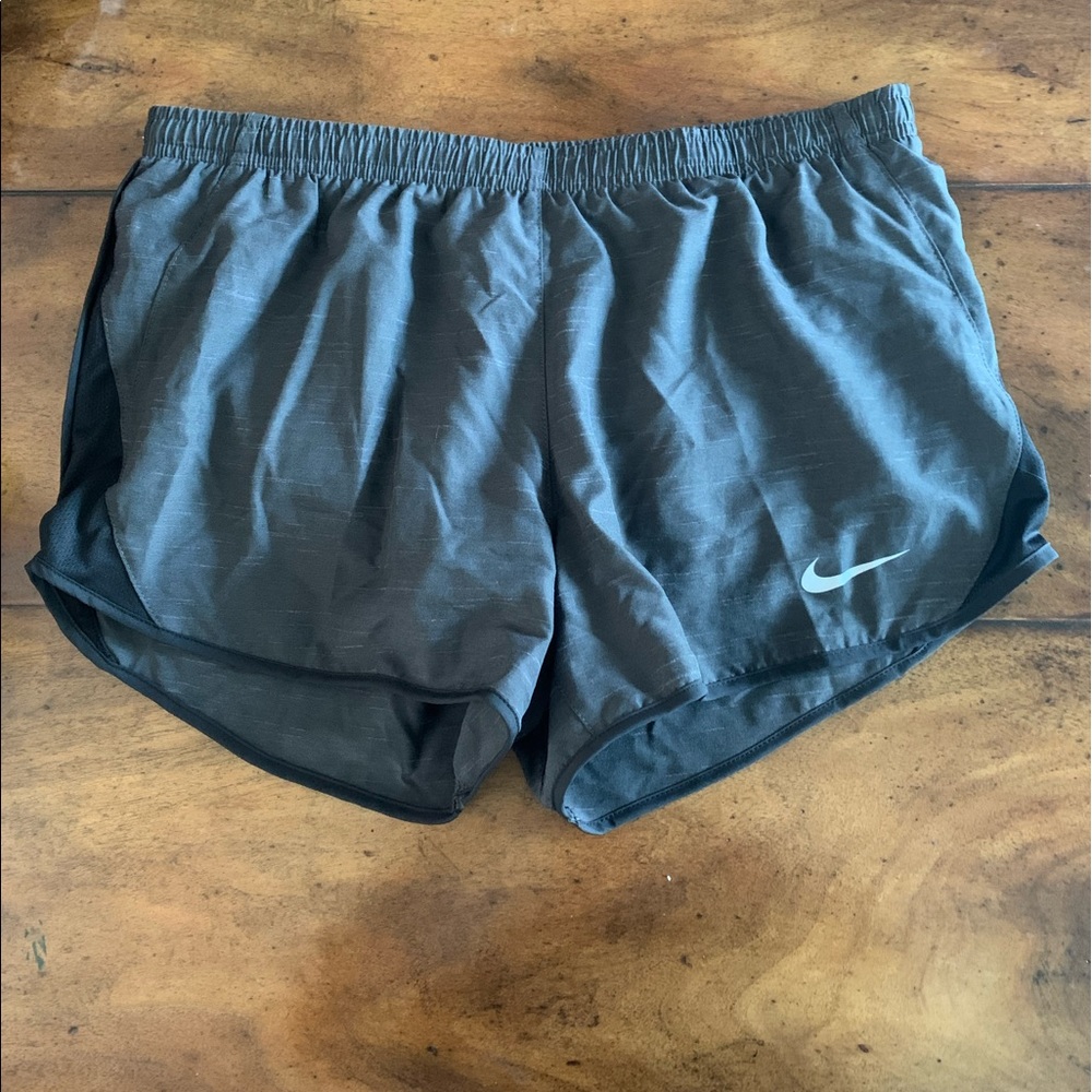NWOT Nike Gray Shorts
